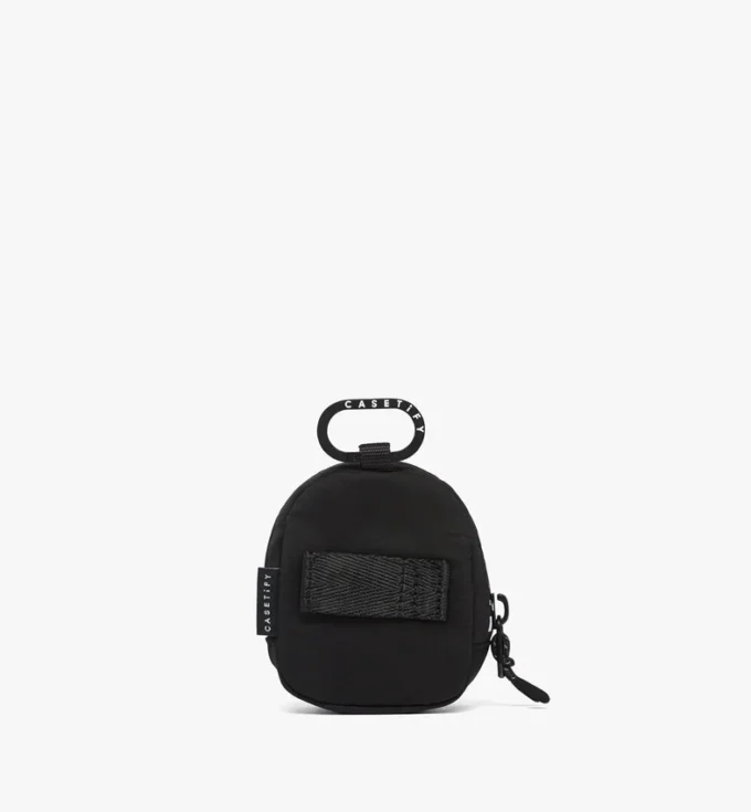 Breloque pochette pour AirPods MCM x Casetify