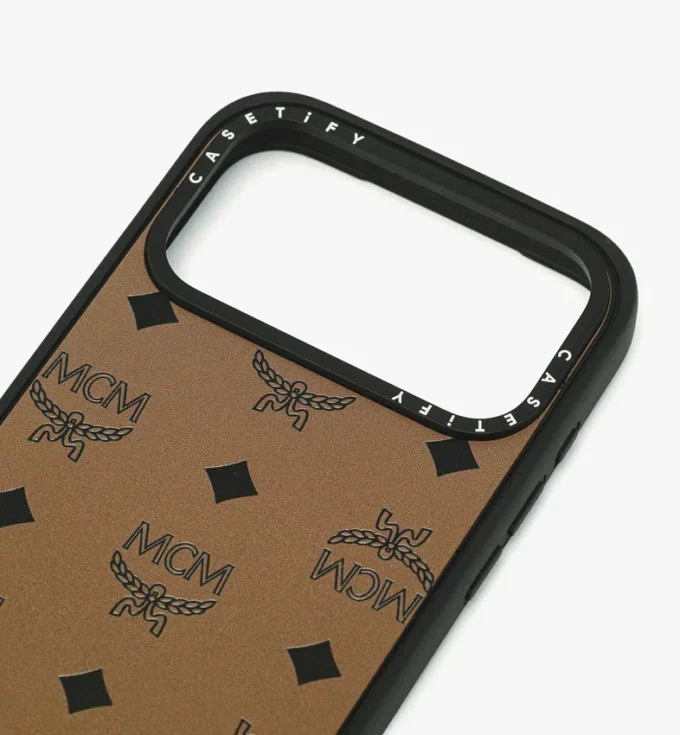 Coque pour iPhone 17 Pro Max MCM X Casetify Monogram Impact Coque pour iPhone 17 Pro Max MCM X Casetify Monogram Impact