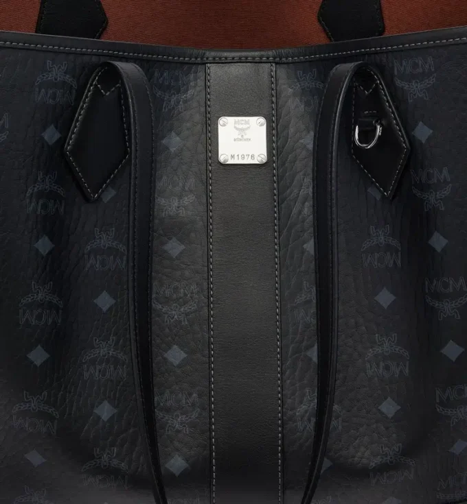 Nouveau sac Liz Shopper en Visetos Nouveau sac Liz Shopper en Visetos