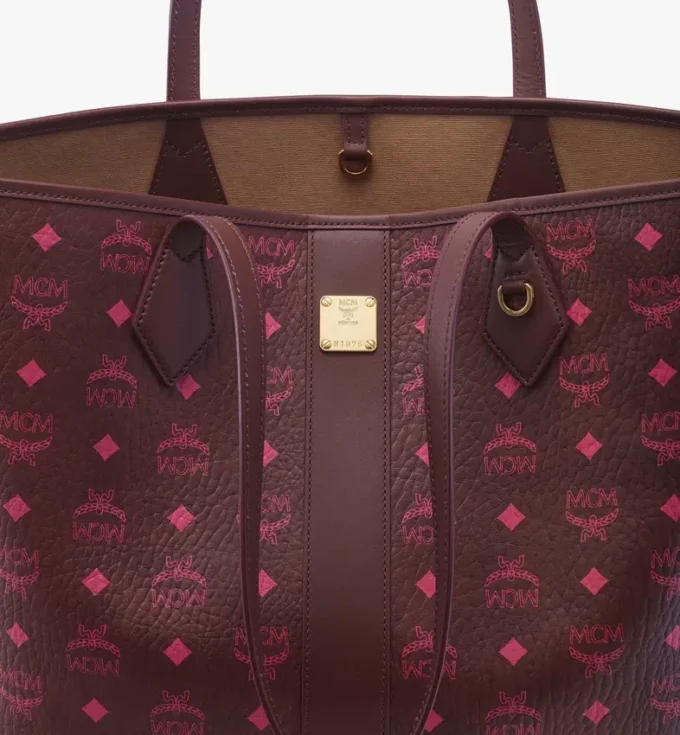 Nouveau sac Liz Shopper en Visetos Nouveau sac Liz Shopper en Visetos
