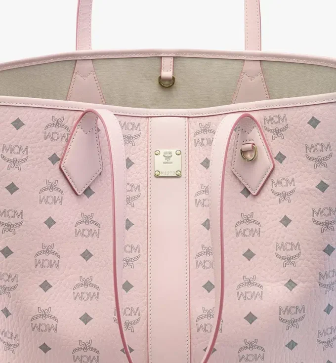 Nouveau sac Liz Shopper en Visetos Nouveau sac Liz Shopper en Visetos