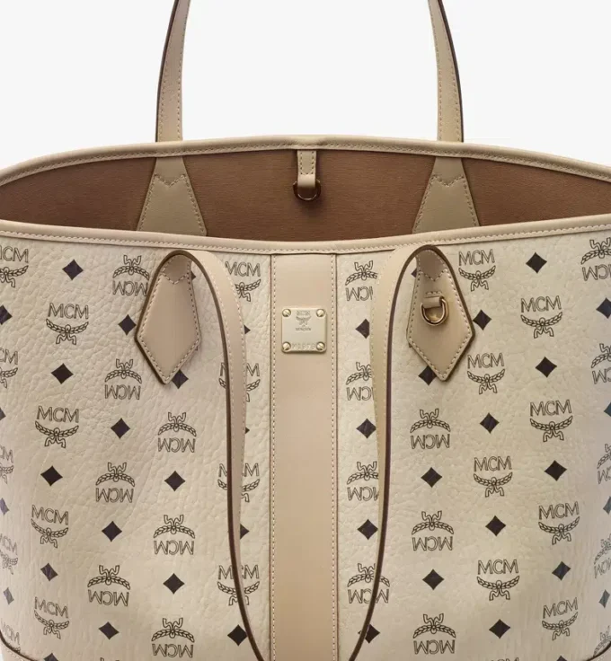 Nouveau sac Liz Shopper en Visetos Nouveau sac Liz Shopper en Visetos