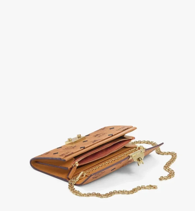 Portefeuille à bandoulière Tracy Crossbody en Visetos Portefeuille à bandoulière Tracy Crossbody en Visetos