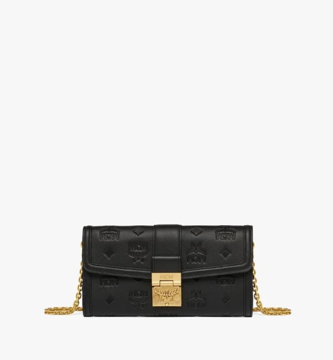 Portefeuille à chaîne Tracy en cuir monogramme gaufré Portefeuille à chaîne Tracy en cuir monogramme gaufré