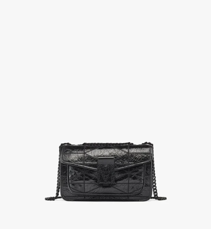 Sac à bandoulière matelassé Travia en cuir froissé Sac à bandoulière matelassé Travia en cuir froissé