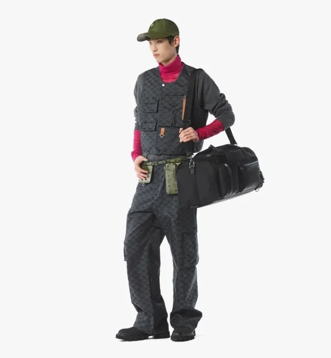 Sac à dos Ottomar Weekender en Econyl® et cuir Sac à dos Ottomar Weekender en Econyl® et cuir