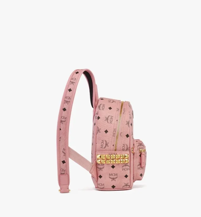 Sac à dos Stark à clous latéraux en Visetos Sac à dos Stark à clous latéraux en Visetos