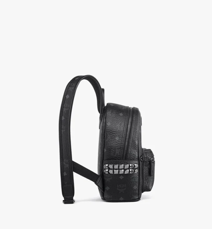 Sac à dos Stark à clous latéraux en Visetos Sac à dos Stark à clous latéraux en Visetos