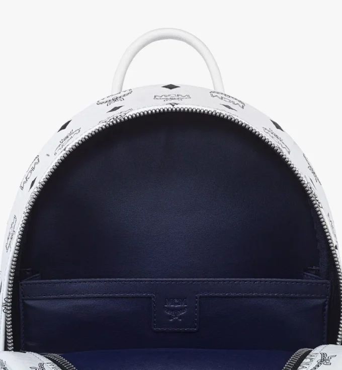 Sac à dos Stark à clous latéraux en Visetos