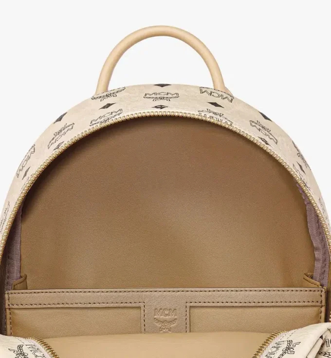 Sac à dos Stark à clous latéraux en Visetos