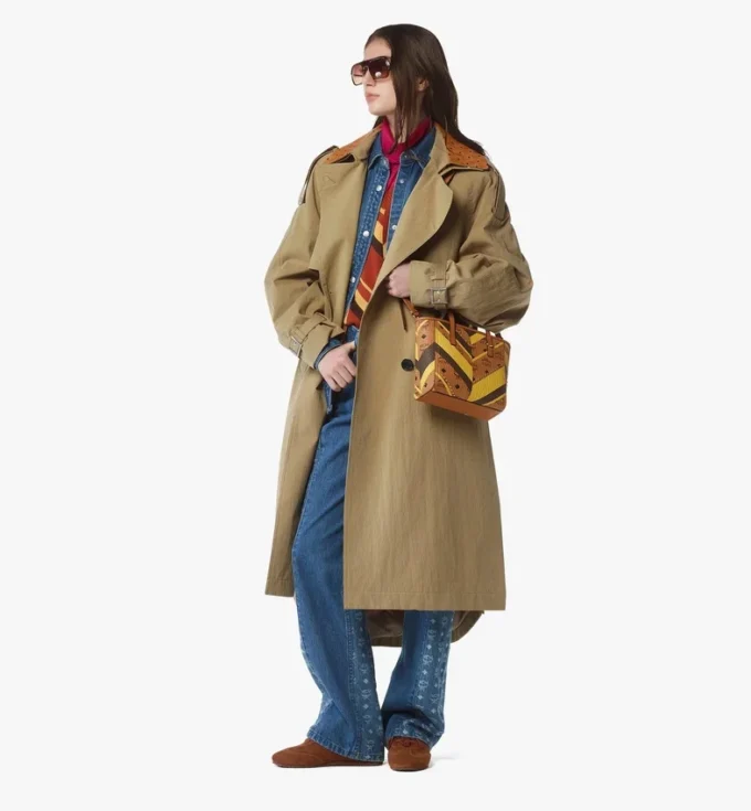 Sac Toni Shopper à fermeture éclair sur le dessus, clouté, en toile Visetos Mega Herringbone