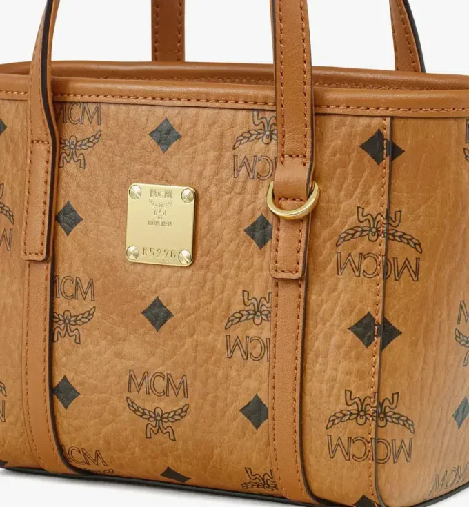 Shopper Toni à fermeture zippée sur le dessus en Visetos