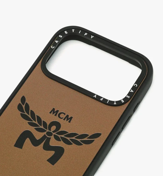 Étui pour iPhone 17 Pro MCM X Casetify Logo Impact