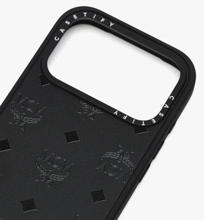 Étui pour iPhone 17 Pro MCM X Casetify Monogram Impact Étui pour iPhone 17 Pro MCM X Casetify Monogram Impact
