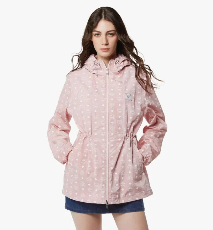 Veste coupe-vent à capuche en nylon recyclé avec imprimé Monogram