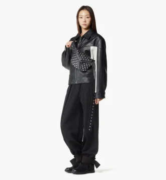 veste en cuir d agneau 2 330x357 - Sac banane Diamant 3D en cuir d'agneau Galactic Gala